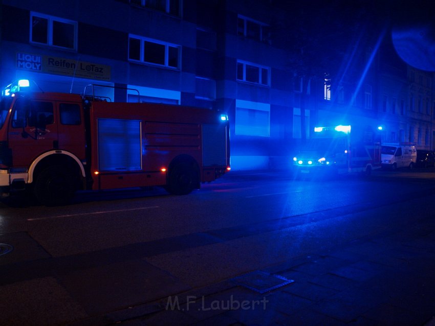 Feuer Koeln Muelheim Berlinerstr P21.JPG